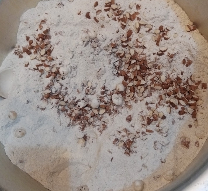 Tabina with extra nuts